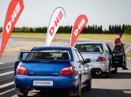 D+H Car Race