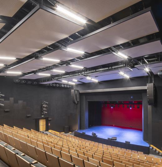 Sala widowiskowa z systemem sygnalizacji pożarowej Protec Sala widowiskowa z systemem sygnalizacji pożarowej Protec